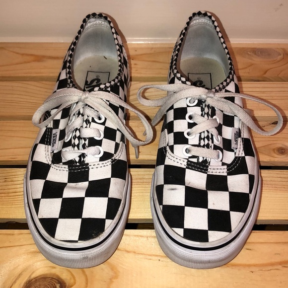 CHECKERED VANS ~ unique - Picture 2 of 4